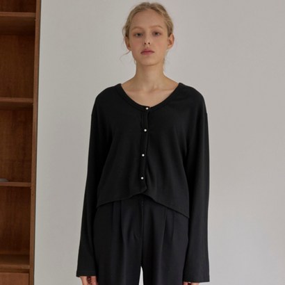 라티젠 V-NECK CARDIGAN 리뷰후기