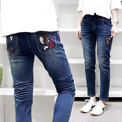 103st 밴딩 캐릭터 자수 세미 배기청바지 진청