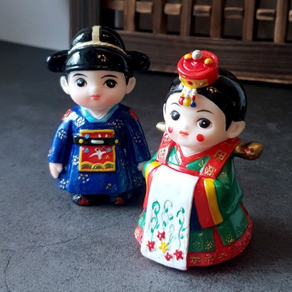 드리다샵 한국기념품 전통 한복인형 결혼 외국인 선물