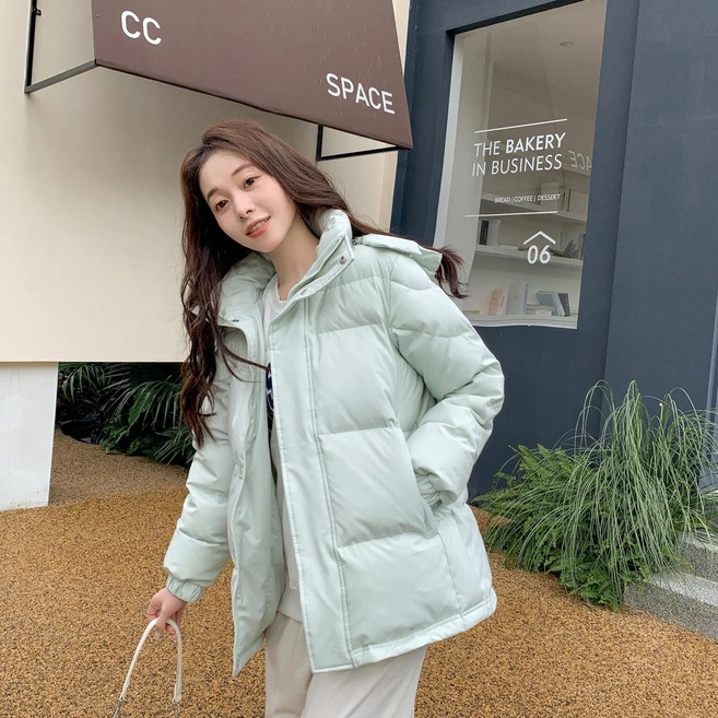 Liangshi 가을 다운 재킷 남성과 여성의 짧은 겨울 2024 새로운 두꺼운 스탠드 칼라 롤빵 커플 느슨한 중국어 플레이
