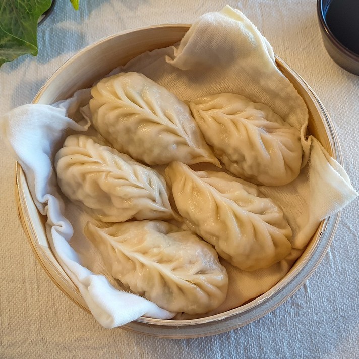 우선식품 수제 통새우만두 새우만두 손만두 소포장 (250g), 수제통새우만두 250g(5개입)