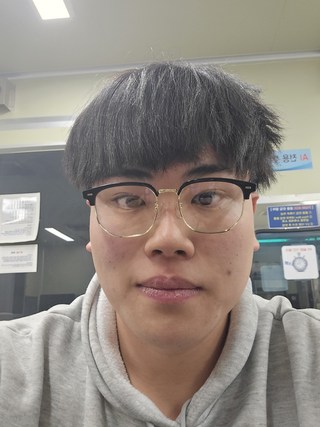 다이나믹피플 가벼운 블루라이트차단 패션 투명 반무테 하금테 안경 리뷰이미지
