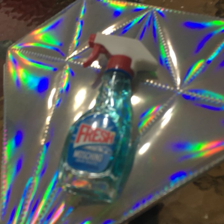 모스키노 프레쉬 꾸뛰르 EDT