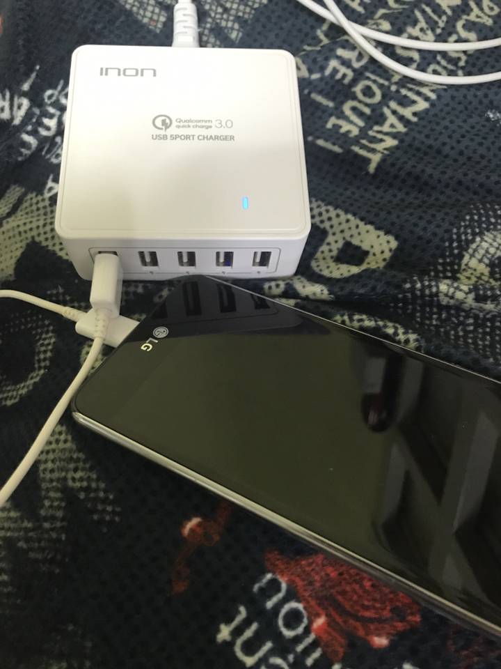 아이논 QC30 5포트 USB 고속 멀티충전기 IN-UC510 WH