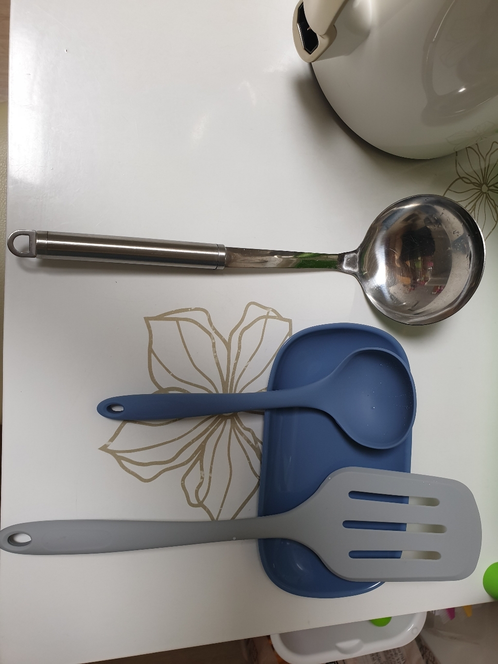 체리하우스 파스텔 실리콘 조리도구 받침 타원접시