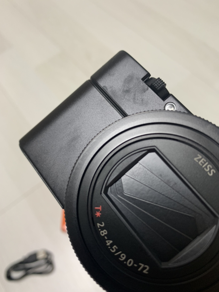소니 DSC-RX100M7G 하이엔드 카메라 촬영 그립 VCT-SGR1 대용량 배터리 NP-BX1 브라켓 브이로그 리뷰후기