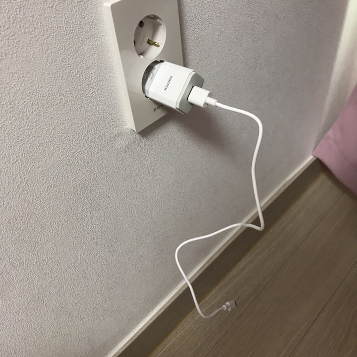 요이치 퀵차지 20 리버스 USB 어답터 충전기 화이트 마이크로 5핀 케이블 0