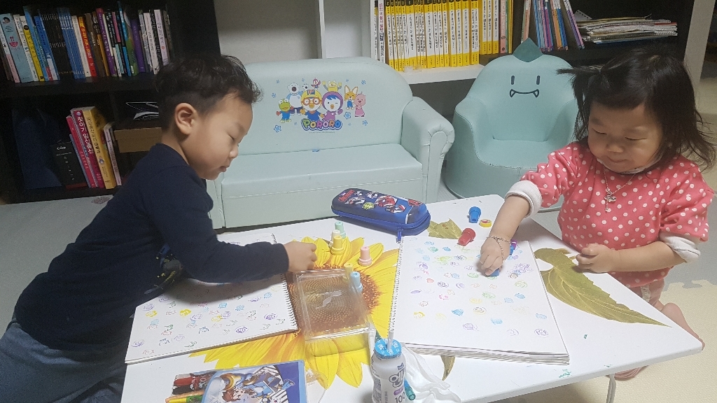[정품 판매 No1] 고무인닷컴 헬로키티 바로찍는 만년 스탬프 칭찬 스템프 디즈니 유아 어린이 도장 찍기 놀이
