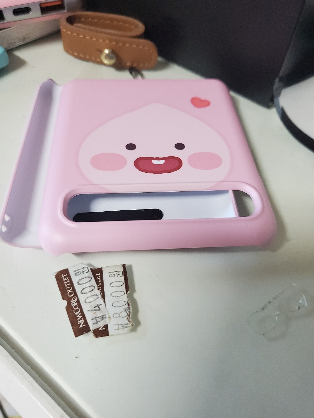 카카오프렌즈 라틀스윗 하트 Z플립 휴대폰 케이스