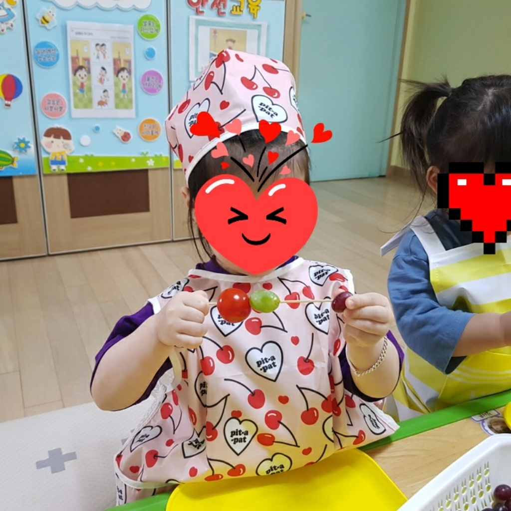 베베슈에뜨 아동용 하트시그널 메쉬 방수 미술가운 파우치 두건 토시