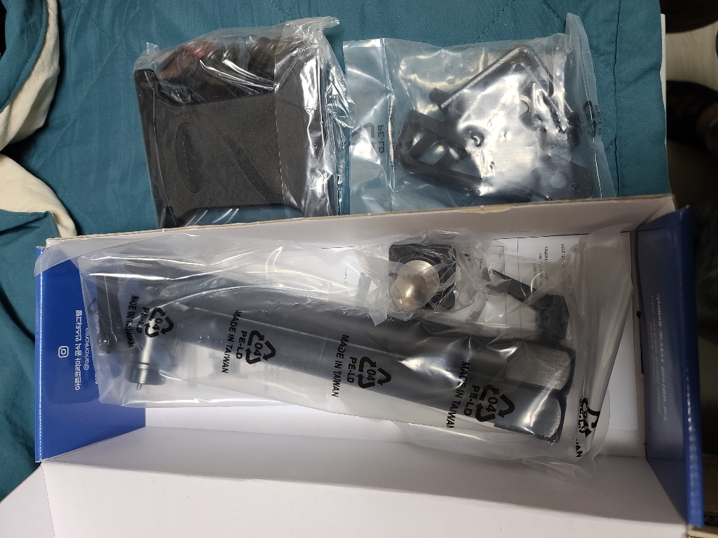 ARKON 차량용 보조석 시트레일 태블릿 거치대 TAB801