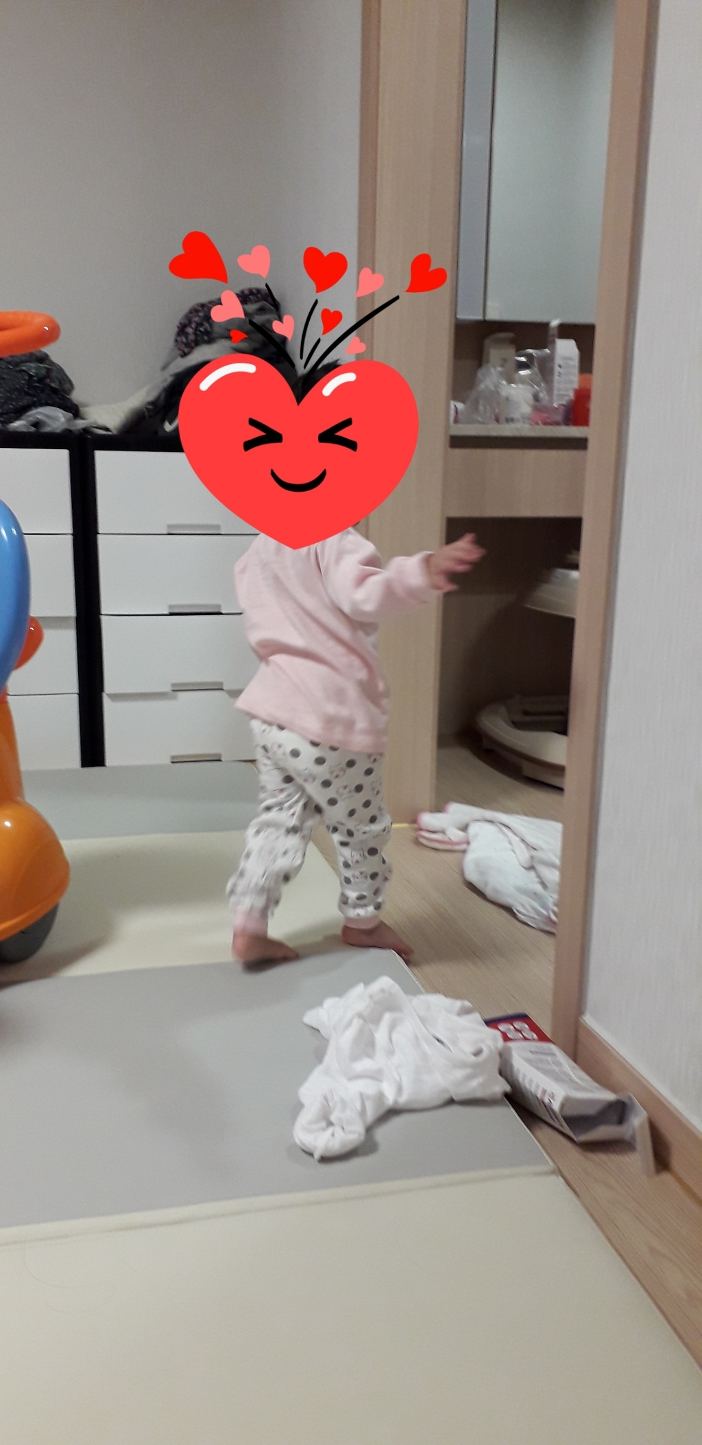 스타도어 아동용 빅캐릭 프린팅 실내복 상하세트 Q063BKSA001