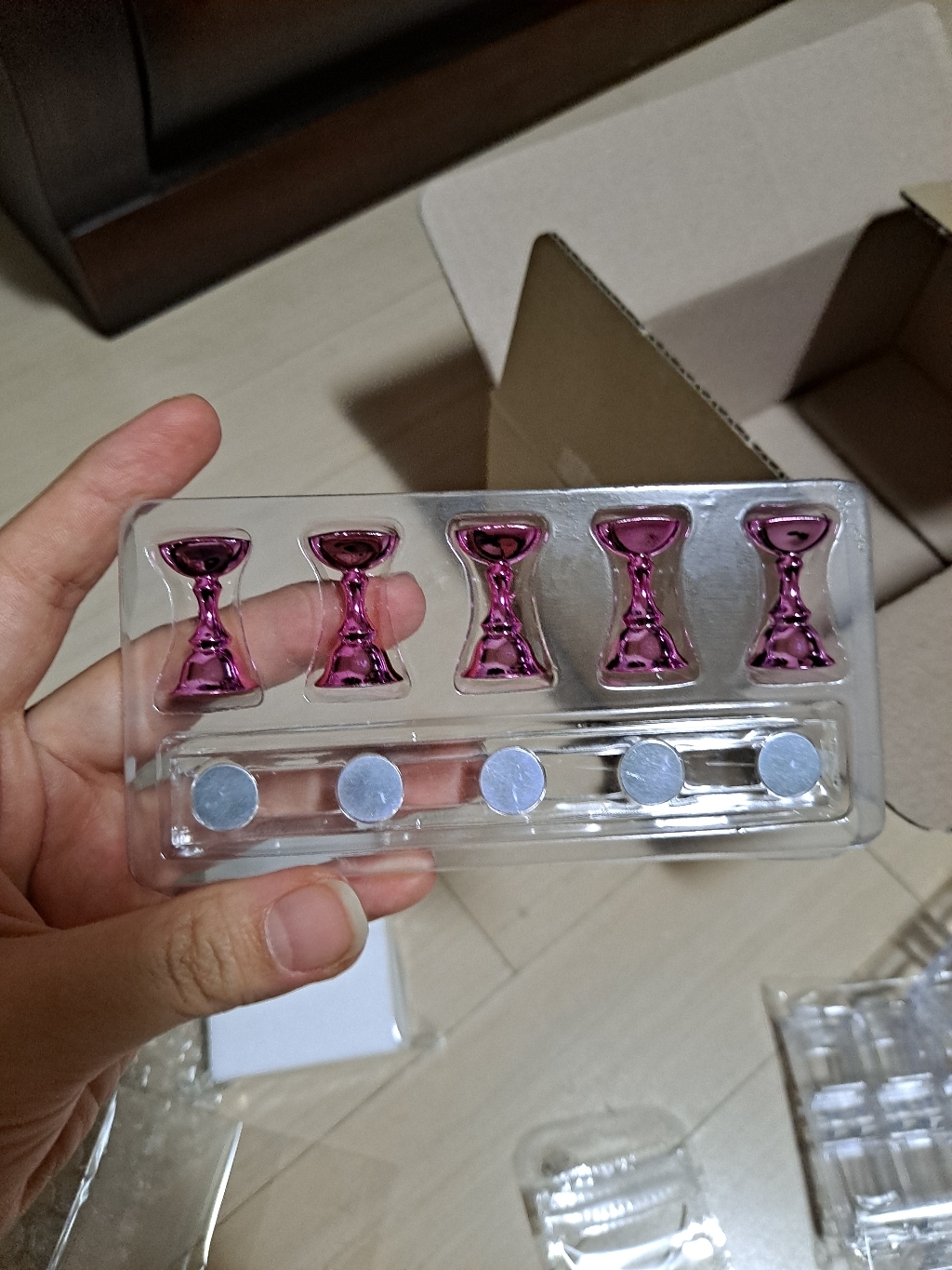 크리스탈바 네일 자석 체스 팁스탠드