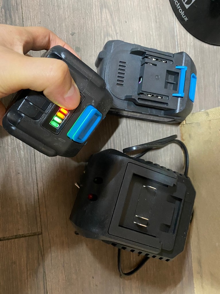 테스모 무선진공펌프 18V