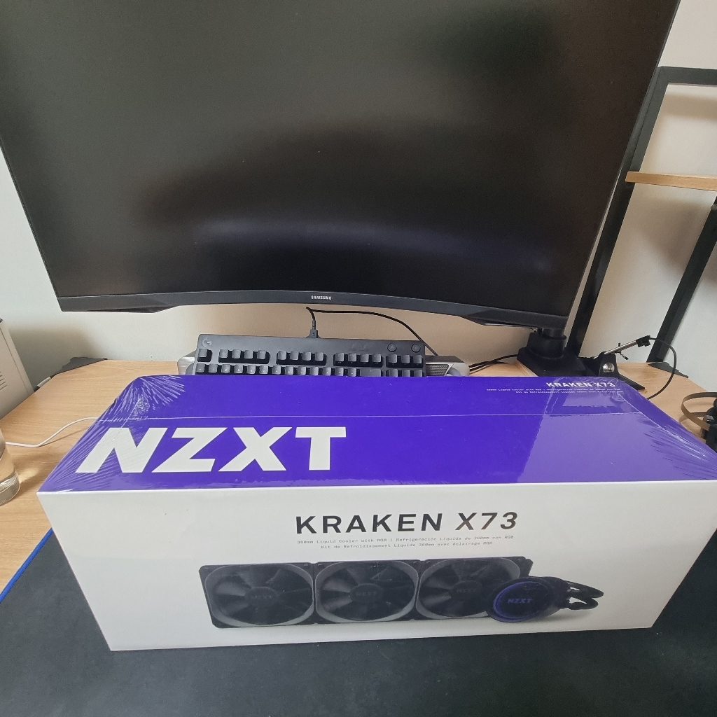 NZXT KRAKEN CU 쿨러
