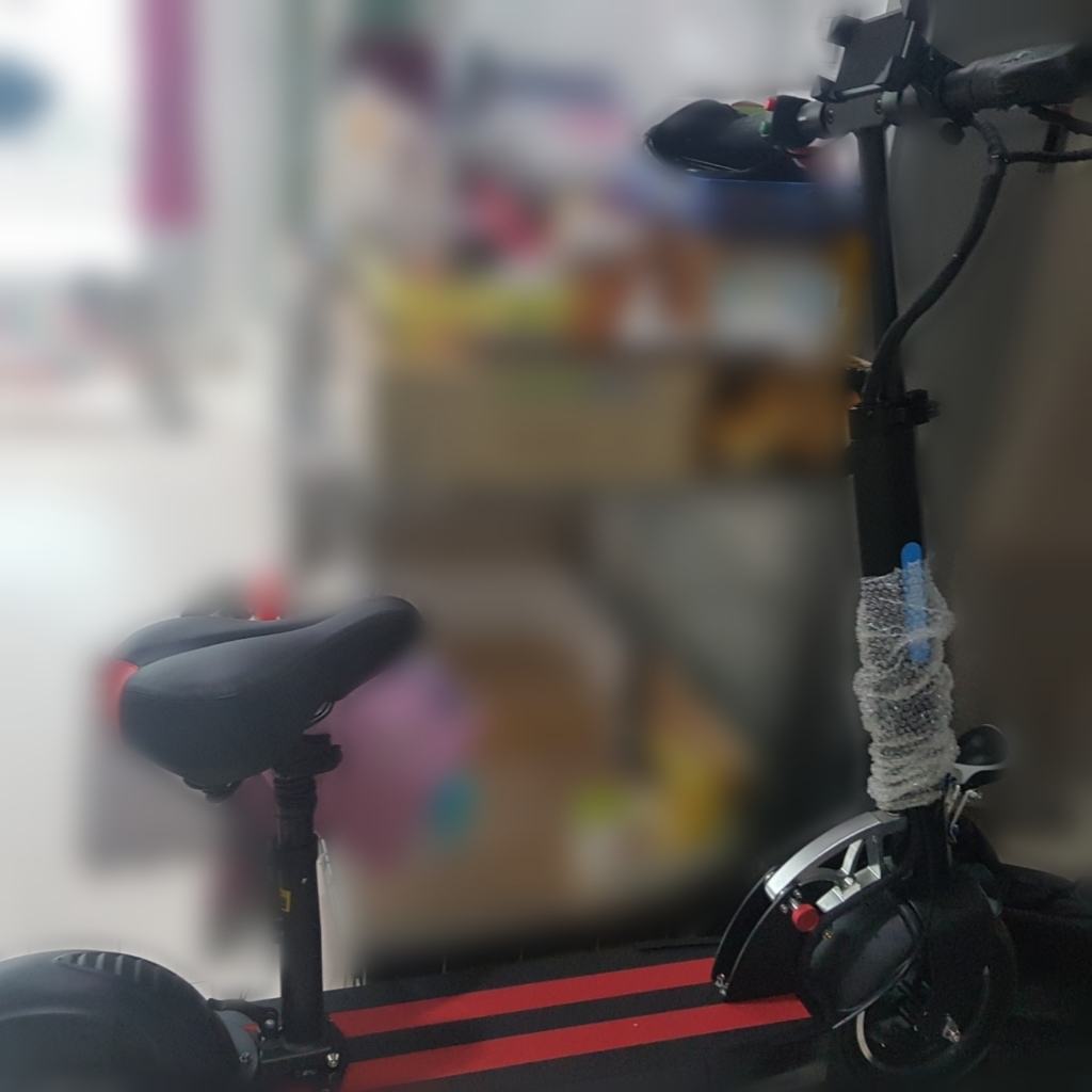 프리고다이렉트 F10eco 36V 8Ah 10인치 전동킥보드 공기펌프거치대가방안장 무상증정 행사 진행중