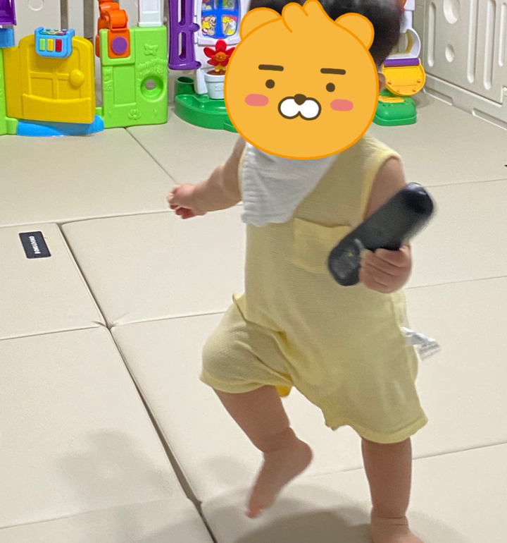 베베니즈 포켓 메쉬 민소매 롬퍼