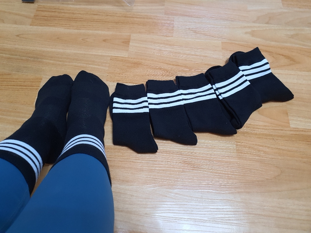 말론삭스 여자 멀티컬러 삼선 중목양말