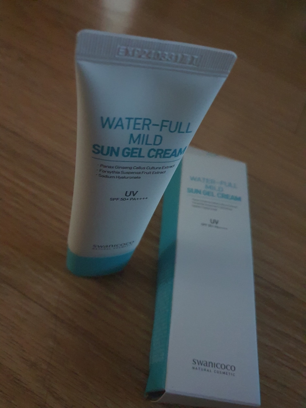 스와니코코 워터풀 마일드 선 젤 크림 SPF 50 PA 리뷰후기