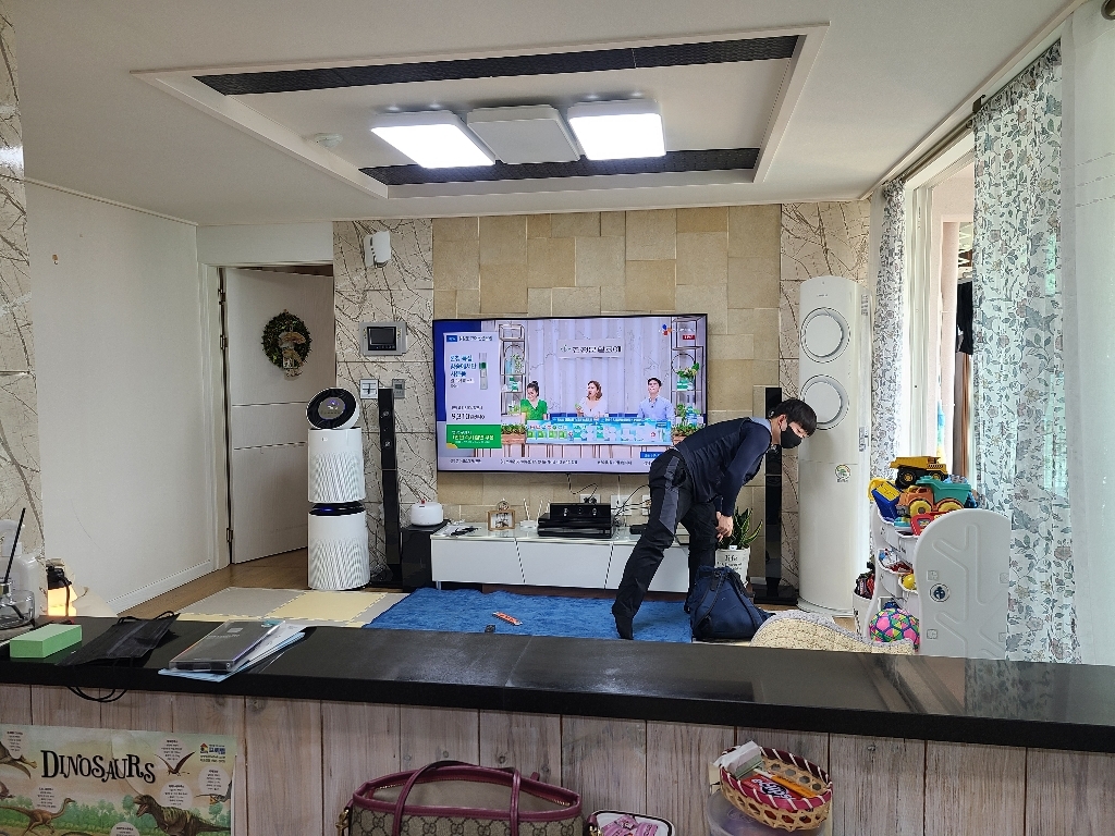 삼성전자 Crysta 4K UHD TV KU75UT8050FXKR 방문설치 리뷰후기