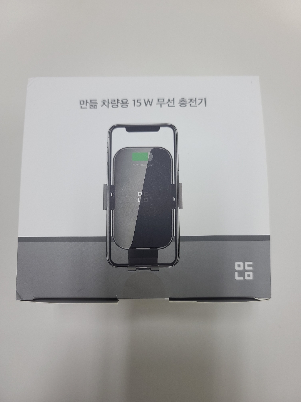 [쿠팡수입] 만듦 차량용 15W 스마트폰 무선 충전 거치대
