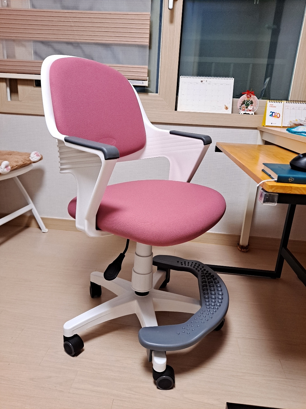 체어클럽 터치백 OD 패브릭 무회전 발받침형 의자
