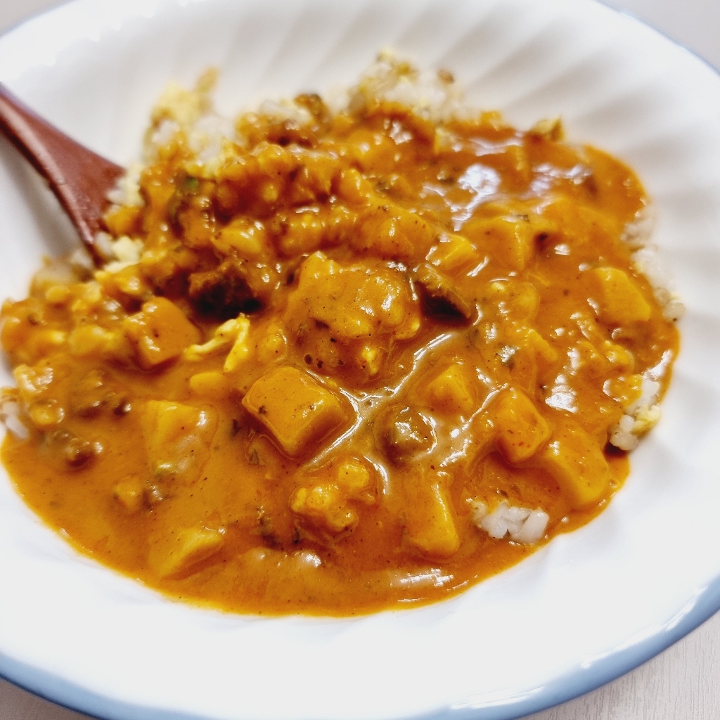 티아시아키친 비프 마살라 커리