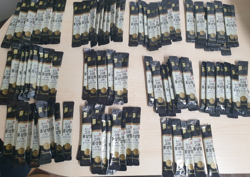 고려홍삼진흥원 6년근 홍삼정 스틱 블랙에디션 타워형 쇼핑백 리뷰후기