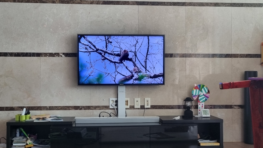 엣지월 EdeI 무타공 TV 벽면 스탠드 브라켓 거치대 삼성 환