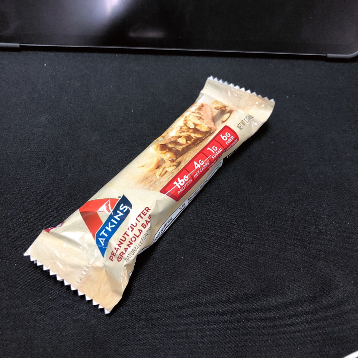 앳킨스 피넛 버터 그래놀라 바