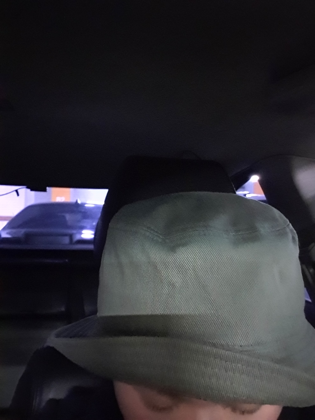 화이트샌즈 포시즌 베이직 자수 로고 버킷햇
