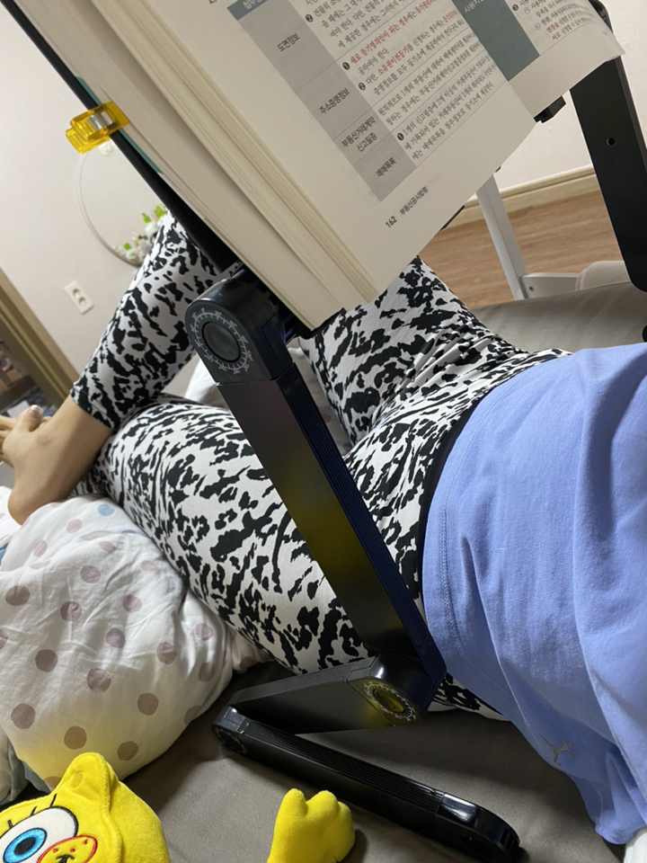 접이식 침대 노트북 거치대 CU35 추가 고정핀