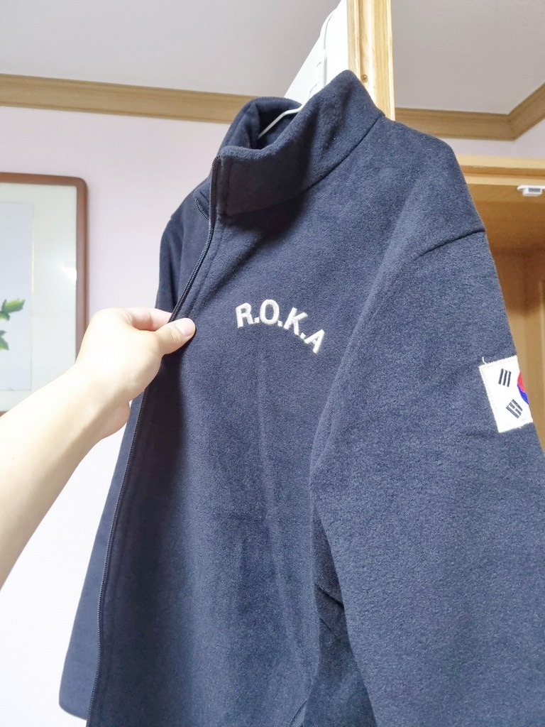 [국산] ROKA 로카 육군 후리스 모음 블랙/핑크/골드/카키 군인 군납 자수 방한 재킷
