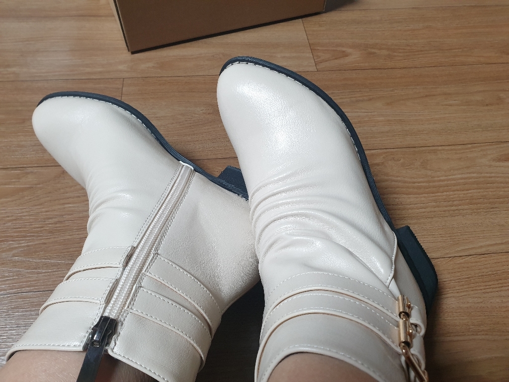 보가 에일론 여성 앵클부츠 21fw5145