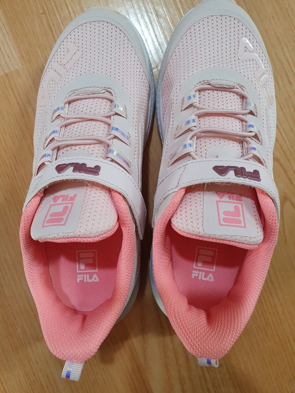 휠라 아동용 웨이블렛 알파 KD 운동화 3RM01545D 리뷰후기
