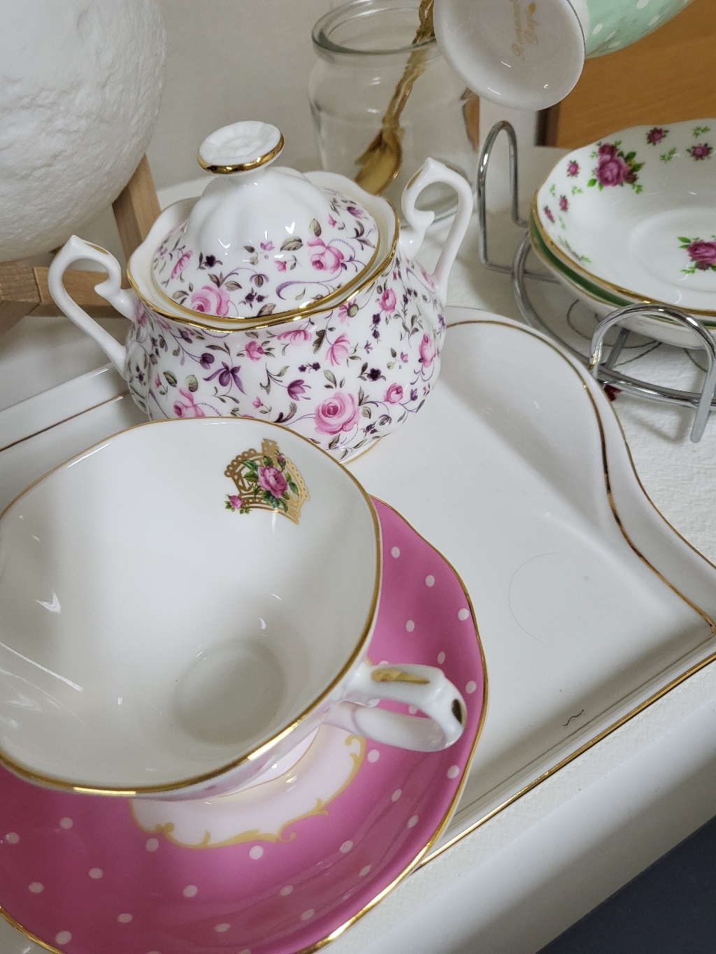 로얄알버트 뉴황실장미 VINTAGE SUGAR BOX ROSE CONFETTI 리뷰후기