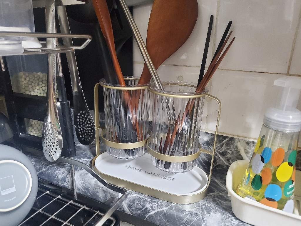 홈바내쓰 골드 물빠짐 수저통