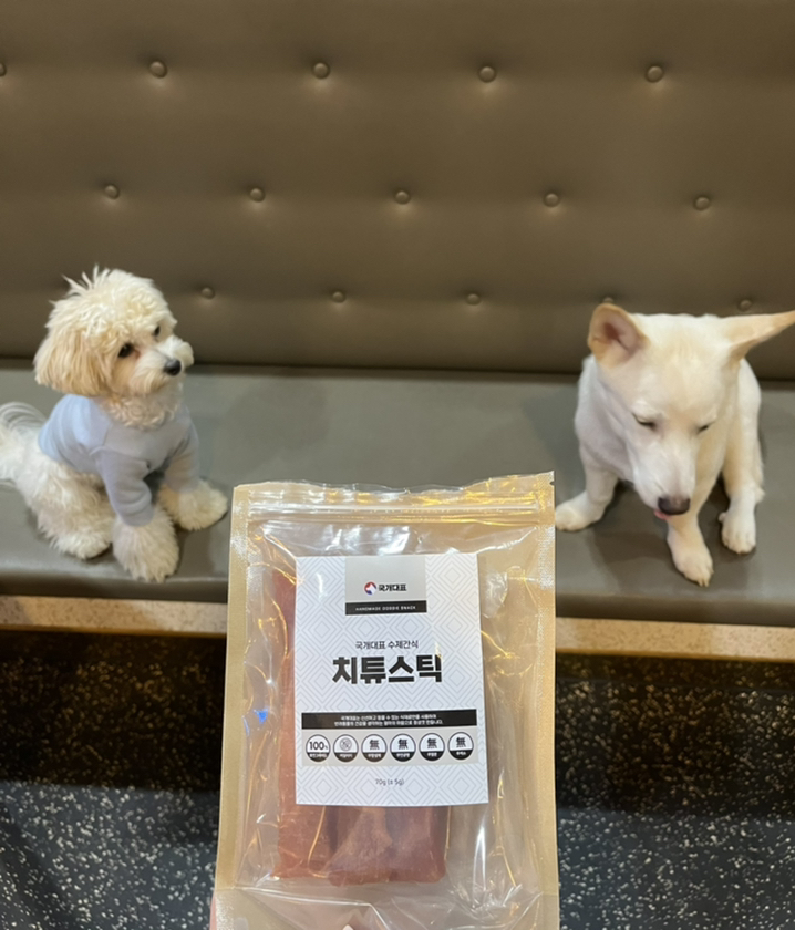 닭가슴살과 참치로 만든 부드러운 식감의 치튜스틱 소화흡수에 좋은 강아지수제간식