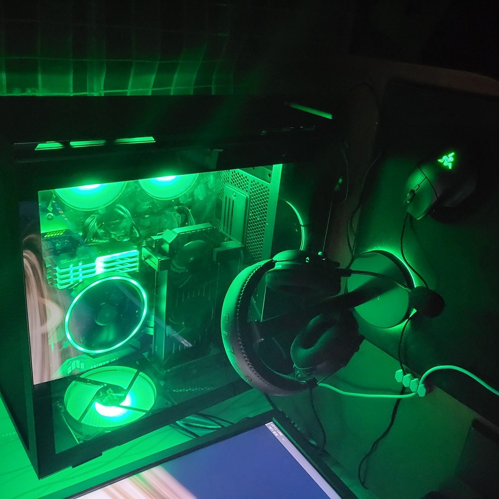 레이저 Base Station V2 Chroa