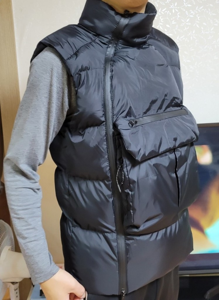 콘피아르 앞주머니 아노락 패딩조끼