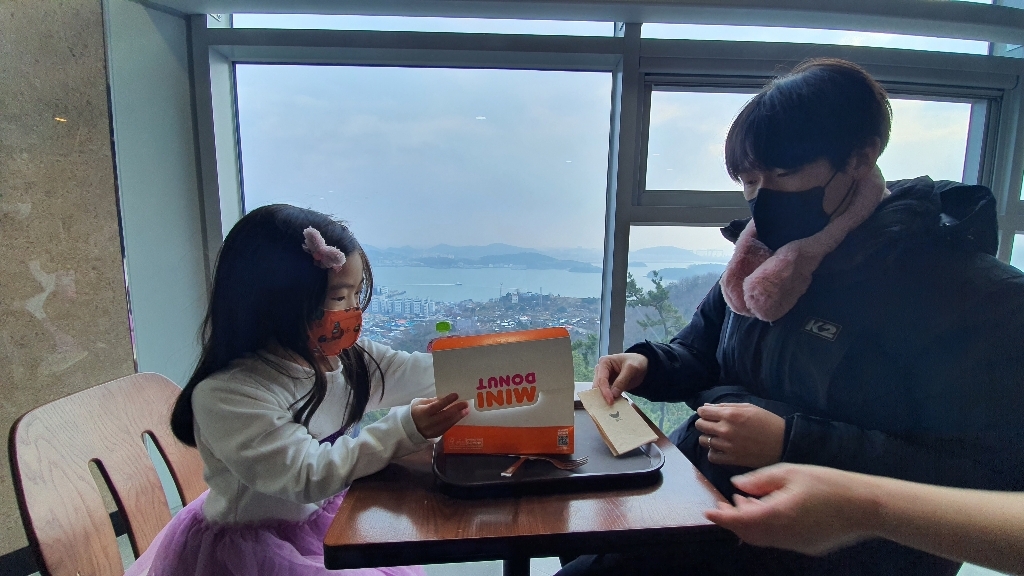 [벨랩] 10가지 디자인 1세트 어몽어스 인사템 데일리 패턴 컬러 마스크 A 타입 - 어린이 마스크 새부리형 국내산 4중필터 리뷰후기