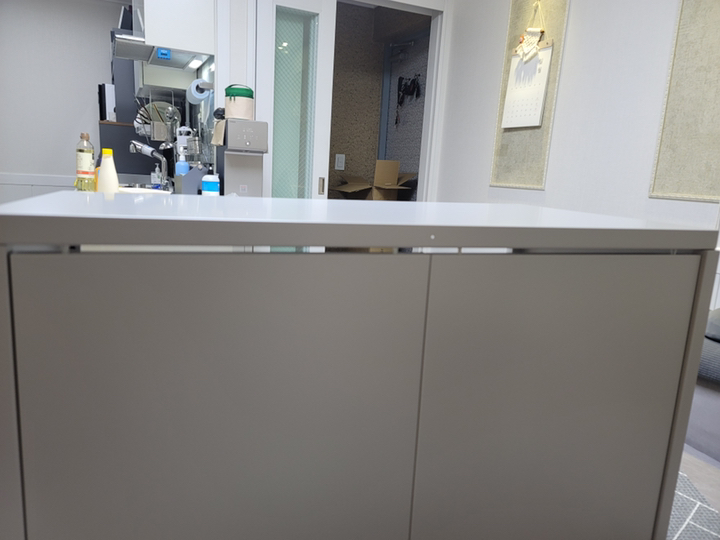 마켓비 KB 캐비넷 모던세로중 2문 수납장 8001015 48536142