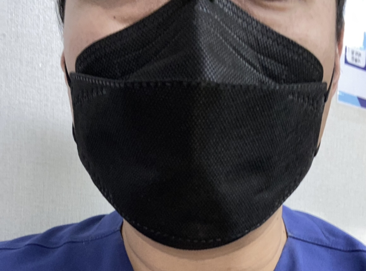 크리뉴 KF94 황사 방역 마스크 대형 블랙 50매 리뷰 후기