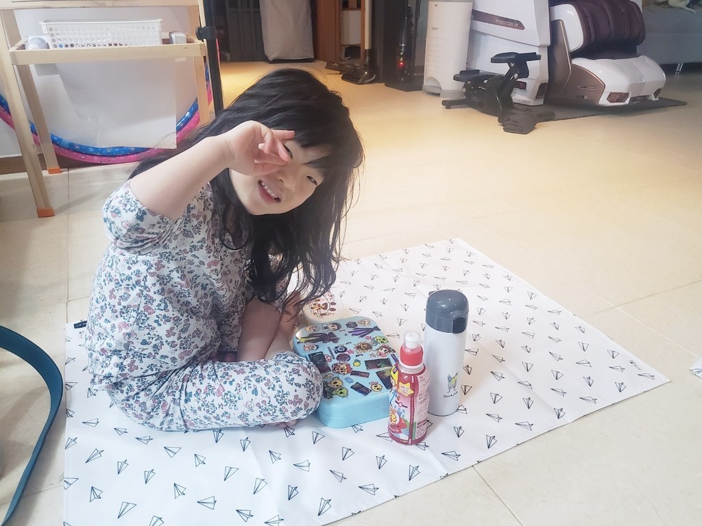 맘스아트 휴대용 양면 방수 소풍 돗자리 파우치