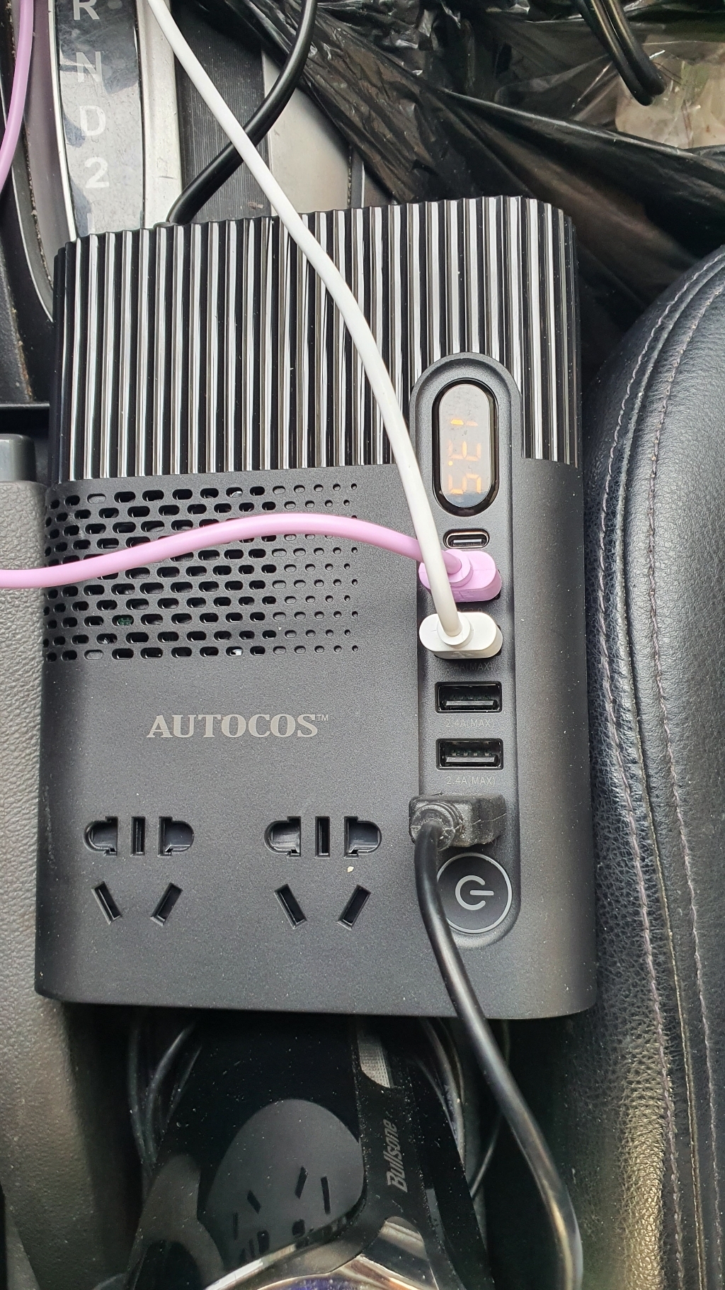 오토코스 차량용 인버터 220V 12V / 24V 겸용 200W QC30 USB 멀티소켓