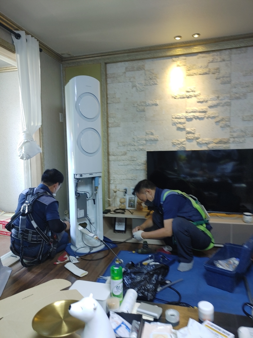 삼성전자 Q9000 에어컨 홈멀티형 매립배관 AF17BZRZ 방문설치