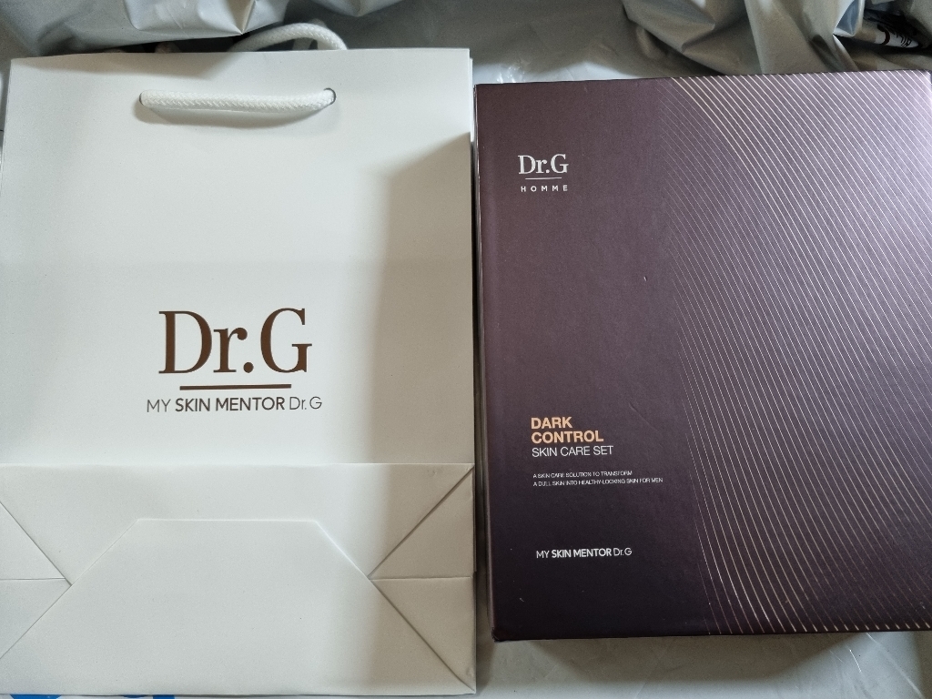 닥터지 옴므 다크 컨트 토너 로션 클렌징폼