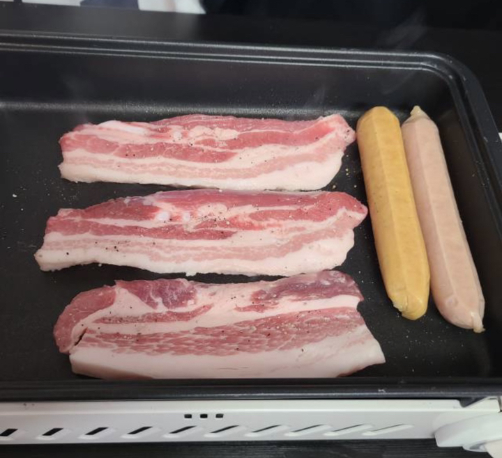 나라믿음축산 국내산 한돈 암돼지 돼지고기 구이용 맛있는 냉장 생 삼겹살