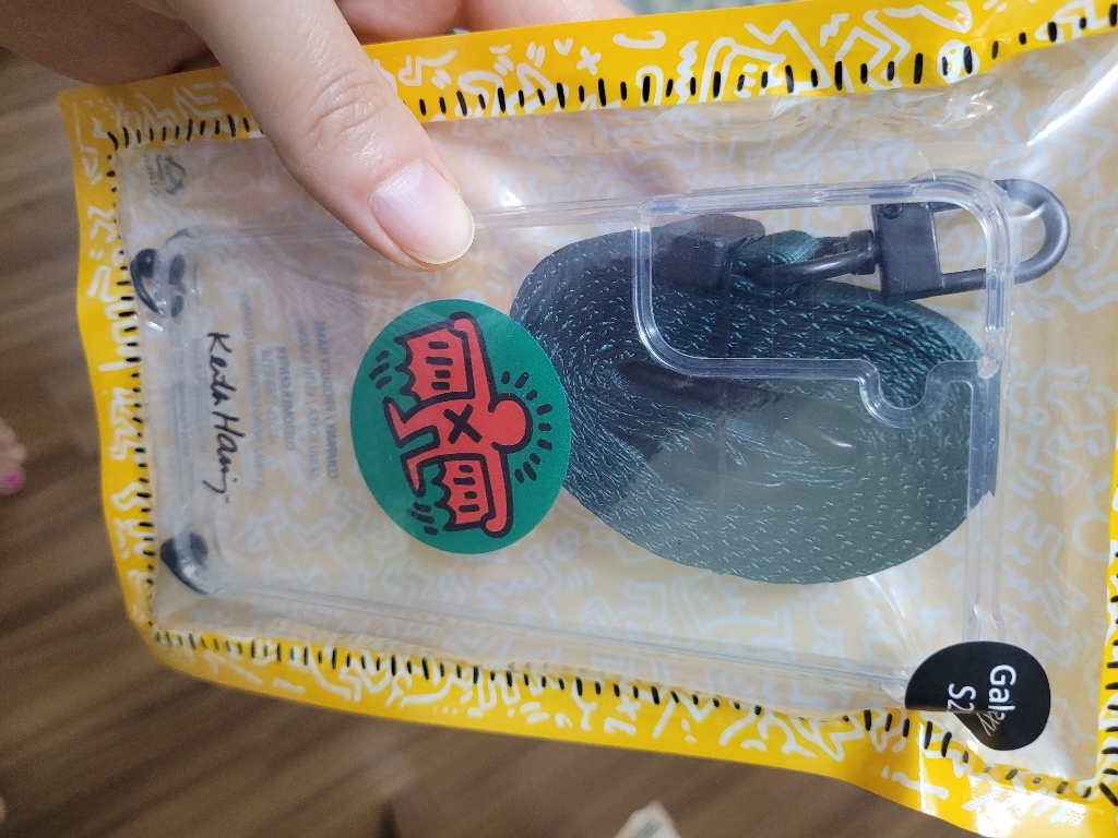 키스해링 스키누 목걸이 클리어 범퍼 휴대폰 케이스