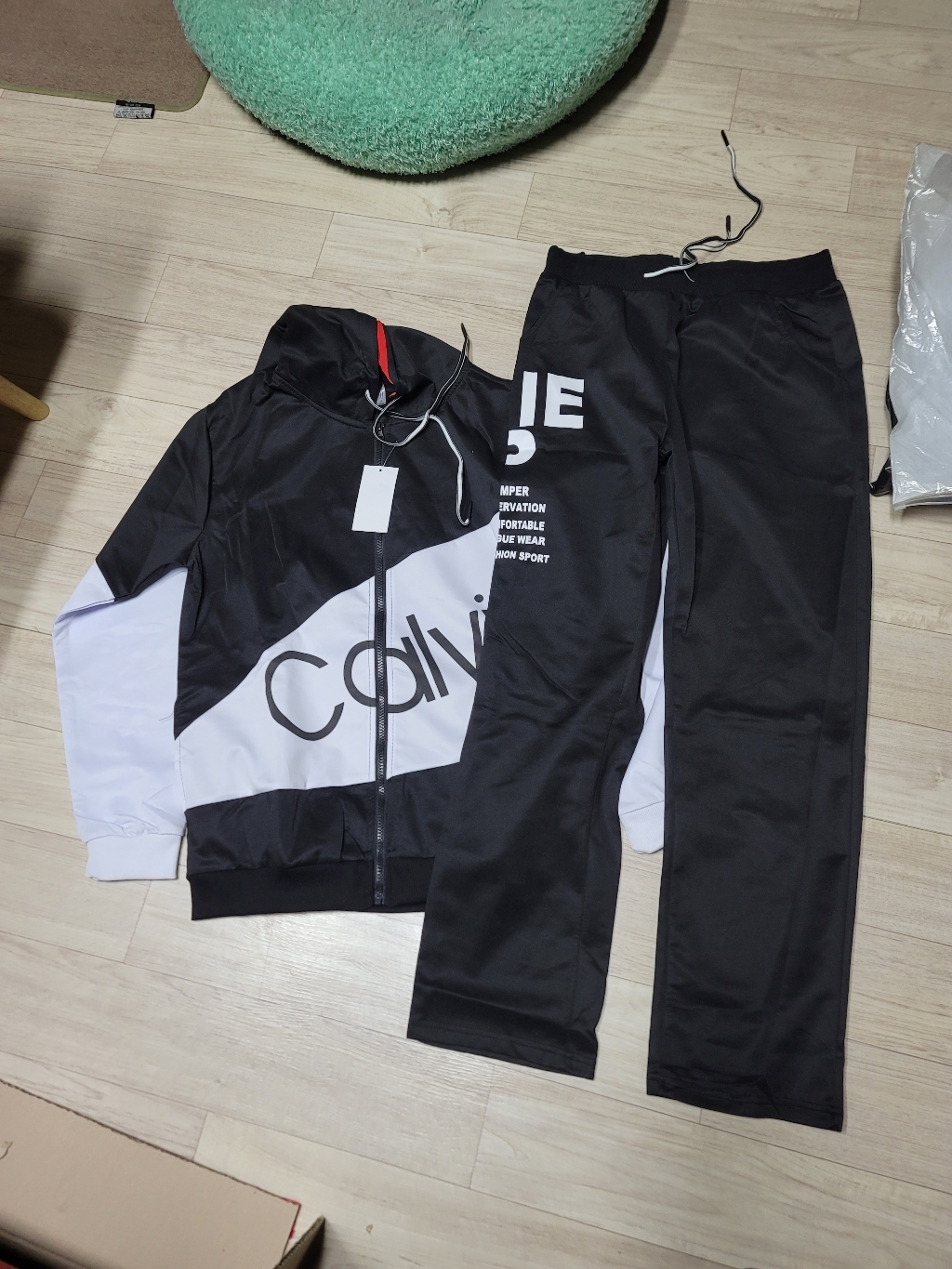 위즈아이 배색 후드 트레이닝 세트 츄리닝 운동복 W046SET+국내발송